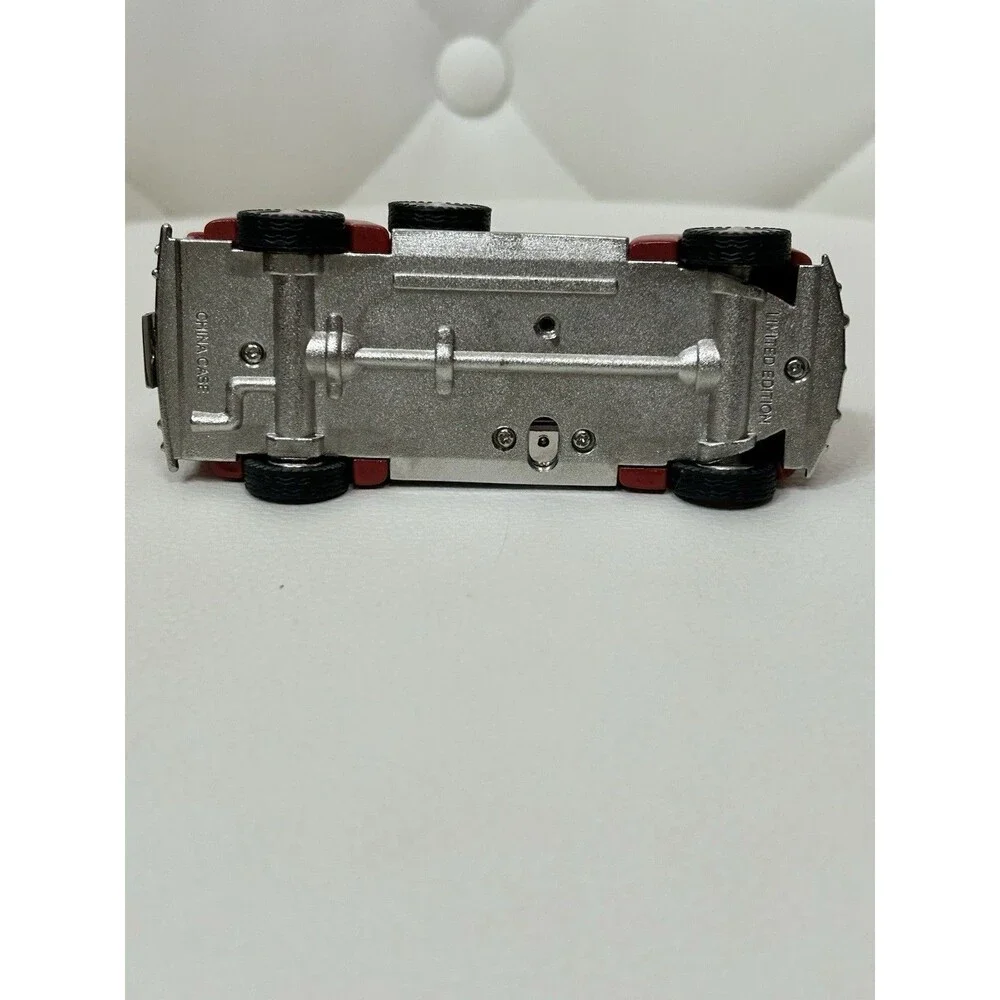 RELIC 1962 Red Pickup Truck Collectible Vehicle Desk Clock Collectible